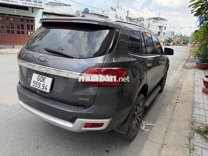 Ford Everest 2019 Titanium Plus 2 Cầu Cao cấp