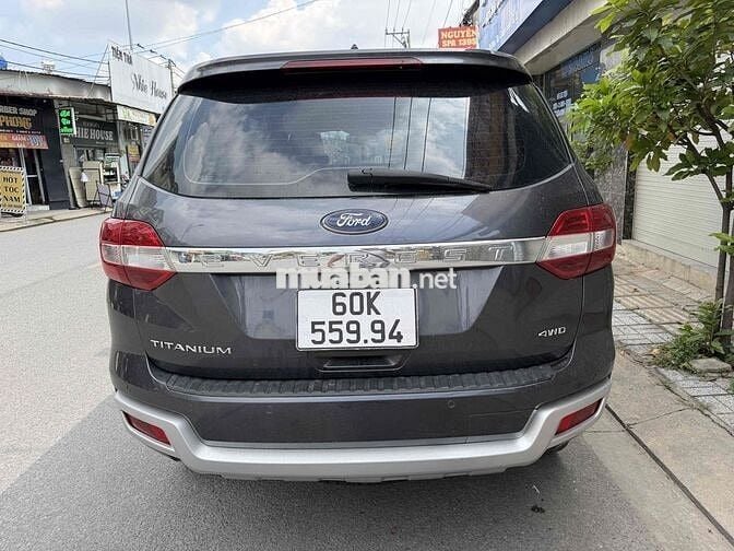 Ford Everest 2019 Titanium Plus 2 Cầu Cao cấp