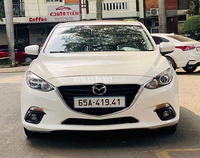 Mazda 3 2016