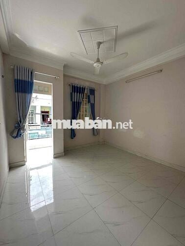 NHÀ 4 PHÒNG ĐƯỜNG NỘI BỘ KHU BÌNH PHÚ