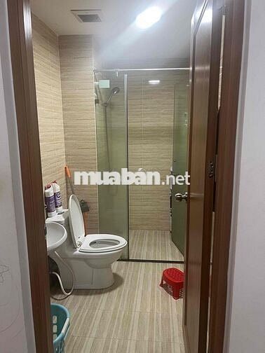 Gia Đình đổi chỗ ở bán nhanh căn chung cư thương mại 1 phòng ngủ Vip