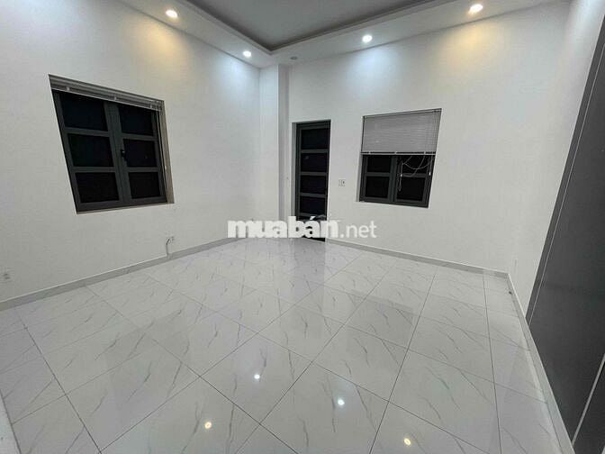 Cho Thuê Tầng Trệt góc 2 Mặt tiền , #Cityland P10 Gò Vấp.