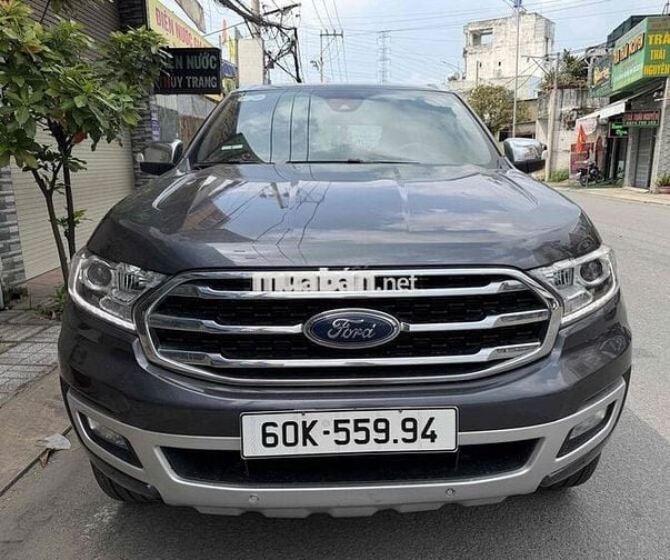 Ford Everest 2019 Titanium Plus 2 Cầu Cao cấp