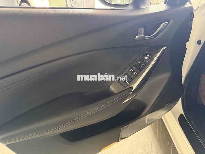 Mazda 6 2018 2.5L Premium Cao cấp nhất