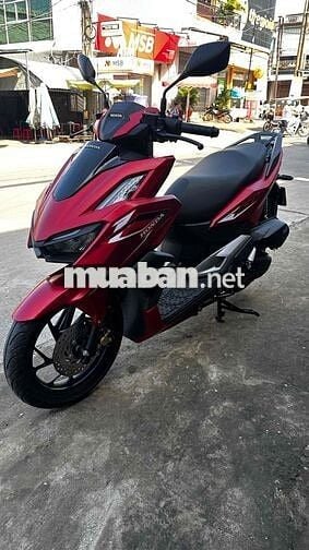 Vario 160 ABS 2023 đỏ nhám ( hỗ trợ góp )