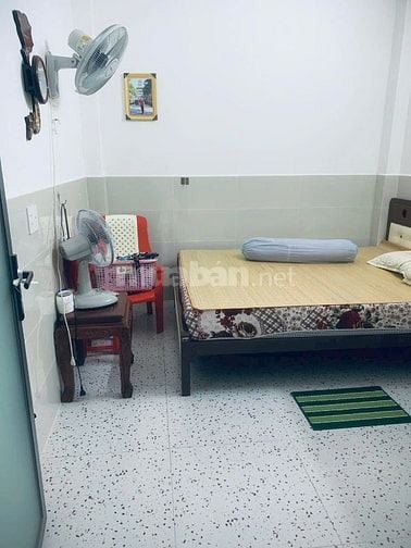 Hẻm gần 4m Đỗ Đức Dục 3,7x15m 1 gác 