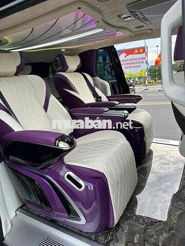 Kia Carnival 2023 Signature Full nội thất Limousin