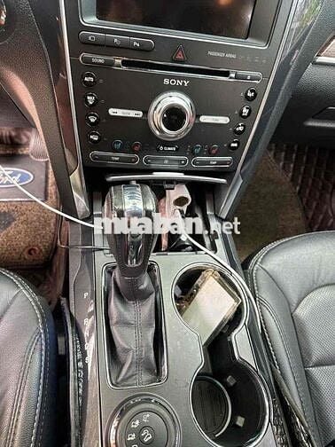 Ford Explorer 2018 2.3L Ecoboost - 76000 km