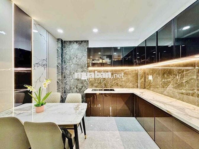 🔥 SIÊU PHẨM NHÀ PHỐ ĐẸP – GIÁP BÌNH THẠNH & PHÚ NHUẬN – NGAY TRUNG TÂM