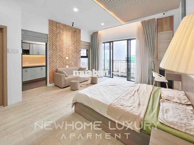 Cho Thuê CHDV40m2 Bancol Thang Máy, Hầm Xe Full NT A - Z Giáp Quận 1-3