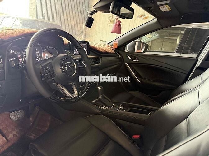 Mazda 6 2018 2.5L Premium Cao cấp nhất
