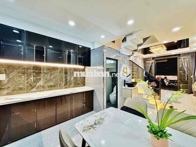 🔥 SIÊU PHẨM NHÀ PHỐ ĐẸP – GIÁP BÌNH THẠNH & PHÚ NHUẬN – NGAY TRUNG TÂM