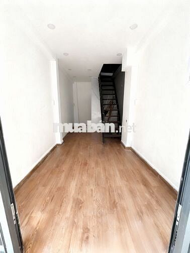 CHÍNH CHỦ BÁN NHÀ CẠNH MẶT TIỀN Q10, HXH 3TẦNG, 42M2, 2PN 2WC, 4 TỶ