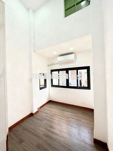 CHÍNH CHỦ BÁN NHÀ CẠNH MẶT TIỀN Q10, HXH 3TẦNG, 42M2, 2PN 2WC, 4 TỶ