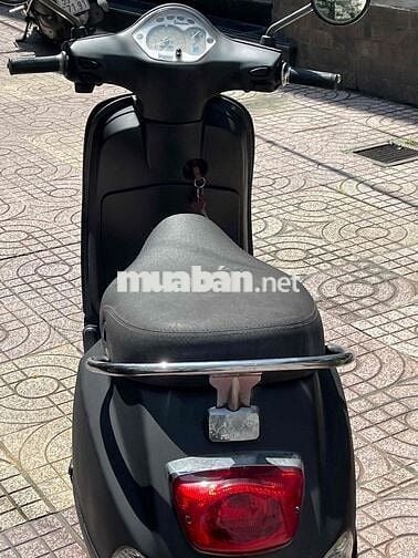 Bán xe Vespa Lx150,Bstp đời 2010,xe chính chủ