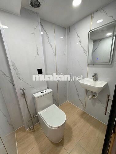 CHÍNH CHỦ BÁN NHÀ CẠNH MẶT TIỀN Q10, HXH 3TẦNG, 42M2, 2PN 2WC, 4 TỶ