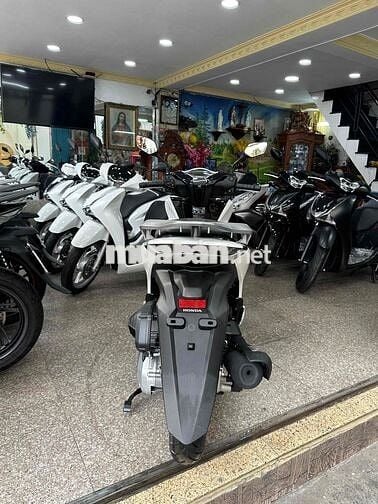 SH 125i 2022 Trắng Smartkey HSCT Sang Tên Liền