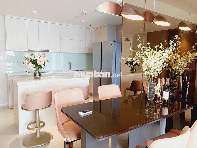 CÒN 3 CĂN 3 PHÒNG NGỦ 103M2 FULL NỘI THẤT 20TR/TH VIEW LK81 Ở NGAY