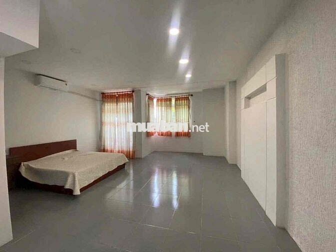 Cho thuê nhà đường chính D1 Phú Hòa, Thủ Dầu Một   - Diện tích : 6 x 2