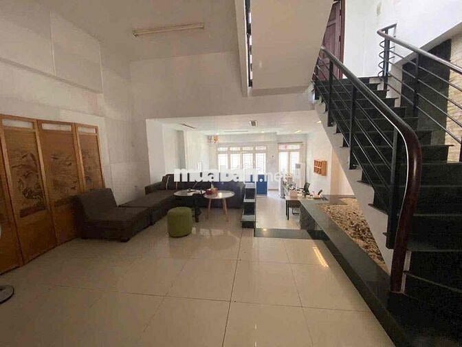 Cho thuê nhà đường chính D1 Phú Hòa, Thủ Dầu Một   - Diện tích : 6 x 2