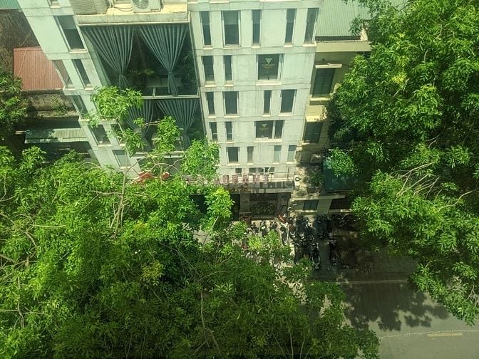 Văn phòng đẹp cho thuê 75m2 toà nhà TRIỆU VIỆT VƯƠNG thoáng trước sau