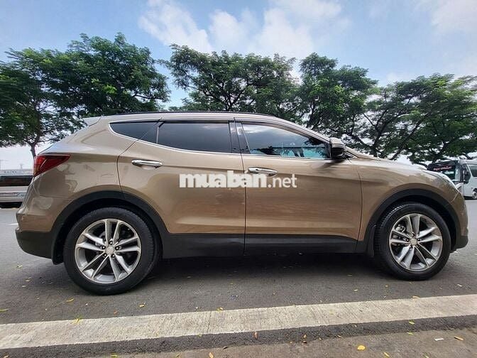 Hyundai Santafe 2017 2.4 AWD Nâu đất
