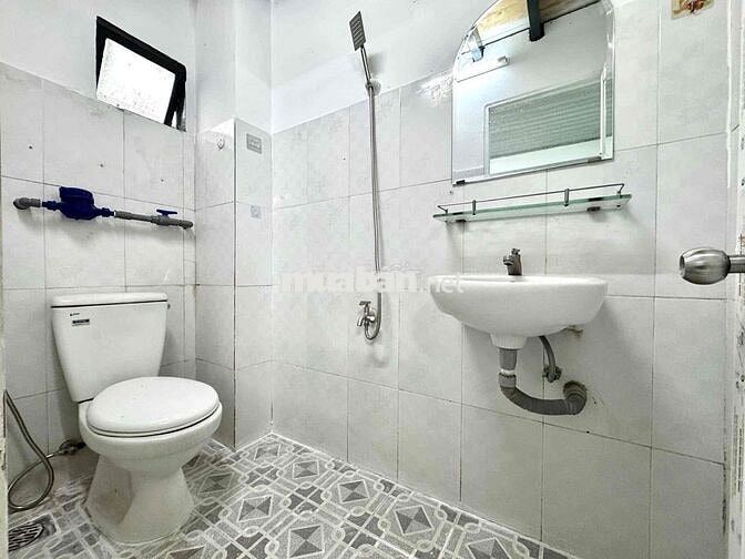 Phòng Trọ Mới Xây Ngay Ngã Tư Bà Điểm Giá Từ 2tr7 Rộng 30m2