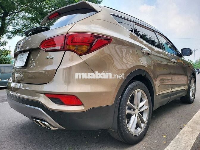 Hyundai Santafe 2017 2.4 AWD Nâu đất