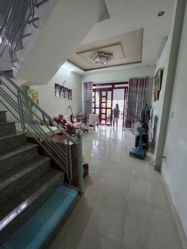 Nhà hẻm Ô tô gần nga tư MK, Phước Long A, Q.9.