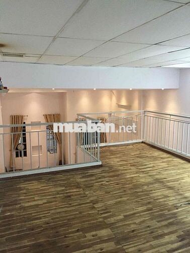 Cho thuê nhà mặt tiền đường lớn tại quốc lộ 13 Hiệp Bình Phước Thủ Đức