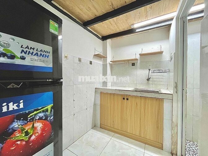 PHÒNG TRỌ CÓ GÁC GIÁ RẺ SẴN ĐẦY ĐỦ NỘI THẤT GÁC CAO NGAY LÊ TRỌNG TẤN