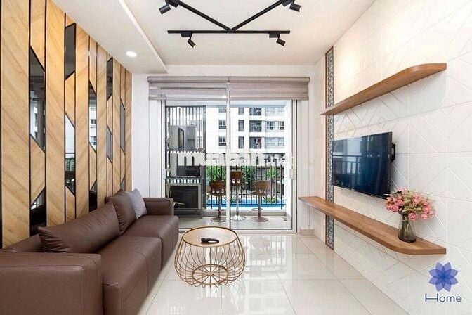 Bán nhanh căn 2PN view hồ bơi nội thất y hình tháp GM3- Golden Mansion