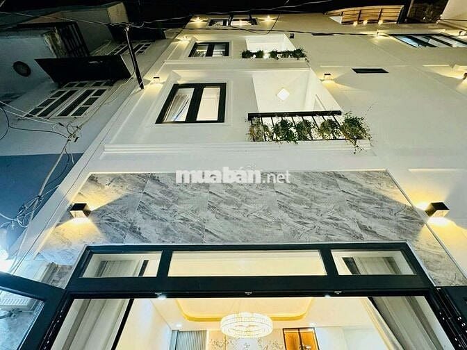 235/39 Hoàng Hoa Thám 5PN 4 WC 4 tầng cách MT HXH 30 m