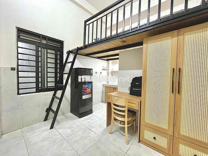 PHÒNG TRỌ CÓ GÁC GIÁ RẺ SẴN ĐẦY ĐỦ NỘI THẤT GÁC CAO NGAY LÊ TRỌNG TẤN