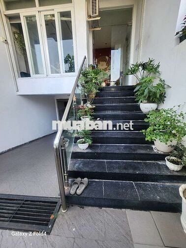 🤝CHO THUÊ SÀN TRỐNG MT ĐƯỜNG D4 KHU DÂN CƯ HIM LAM Q7
DT 5X20