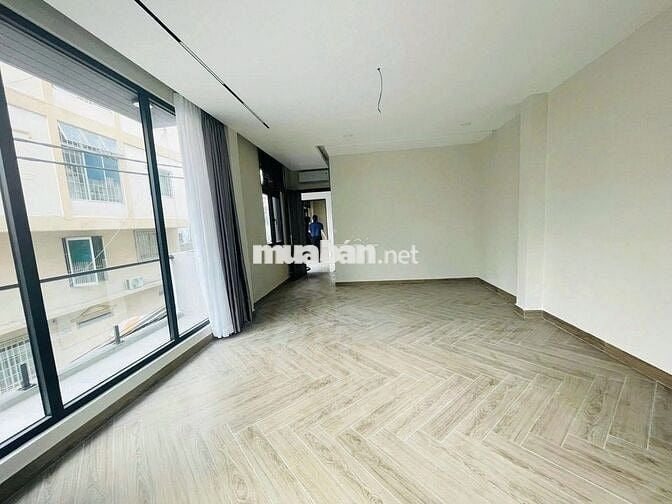 CHO THUÊ VILLA GÓC 2MT ĐƯỜNG 3/2 QUẬN 10 MỚI XÂY