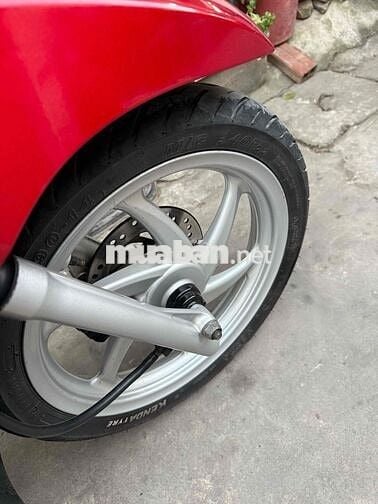 Vision đời2016 xe đẹp máy zin êm đúng chủ chỉ 16tr