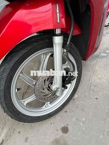 Vision đời2016 xe đẹp máy zin êm đúng chủ chỉ 16tr