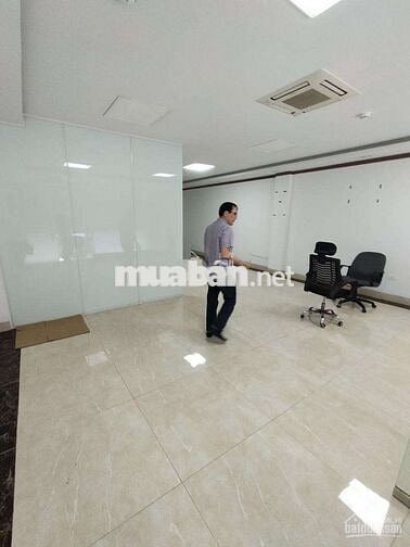 Nhà phố Nguyễn Khang - Dt 68m2 x 7 tầng có Thang Máy đủ điều hòa