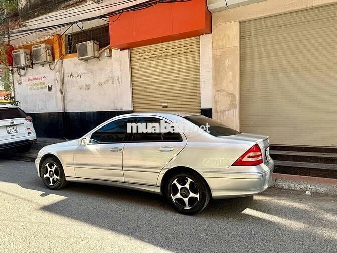 Mercedes Benz C Class 2004 C240 Avantgarde