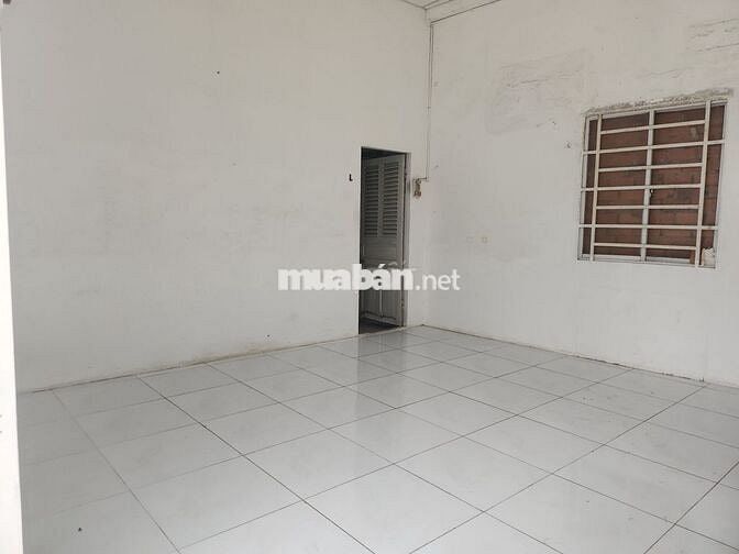 Phòng trọ 17m2 gần trường ĐH Luật TP. HCM