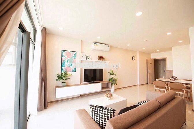 Cho Thuê Căn hộ Riva park 2PN view xem pháo hoa