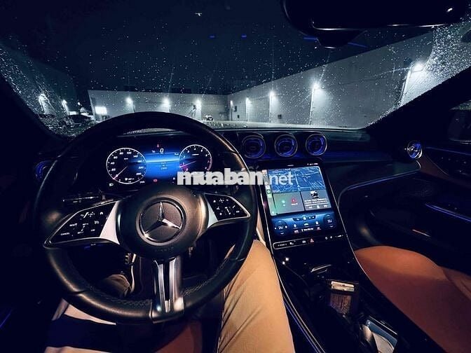 mercedes c200 avantgarde sản xuất 2022 chạy 14.000