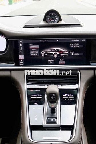 Porsche Panamera 2017 3.0 V6 - 55000 Kmiles