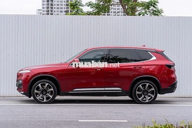 Vinfast Lux SA premium sản xuất 2021