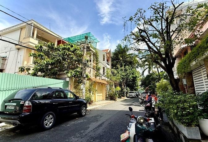 60 tỷ! Bán Biệt thự hẻm 36/70 Nguyễn Gia Trí, Bình Thạnh - 12x25m CN: 