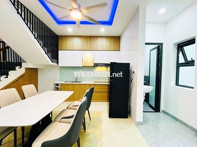 NHÀ NGUYÊN CĂN LIÊN CHIỂU 3 TẦNG 3PN 5WC NỘI THẤT HIỆN ĐẠI