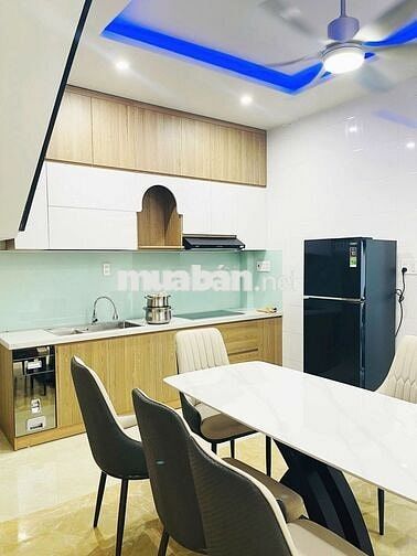 NHÀ NGUYÊN CĂN LIÊN CHIỂU 3 TẦNG 3PN 5WC NỘI THẤT HIỆN ĐẠI