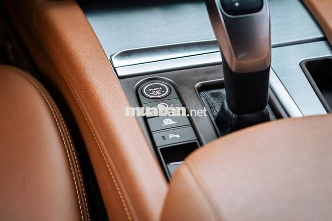 Vinfast Lux SA premium sản xuất 2021