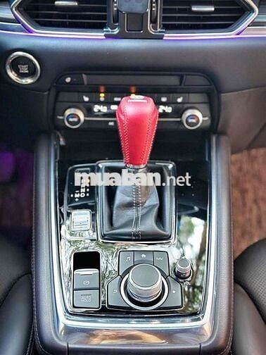 Mazda CX8 2023 Luxury - 20000km